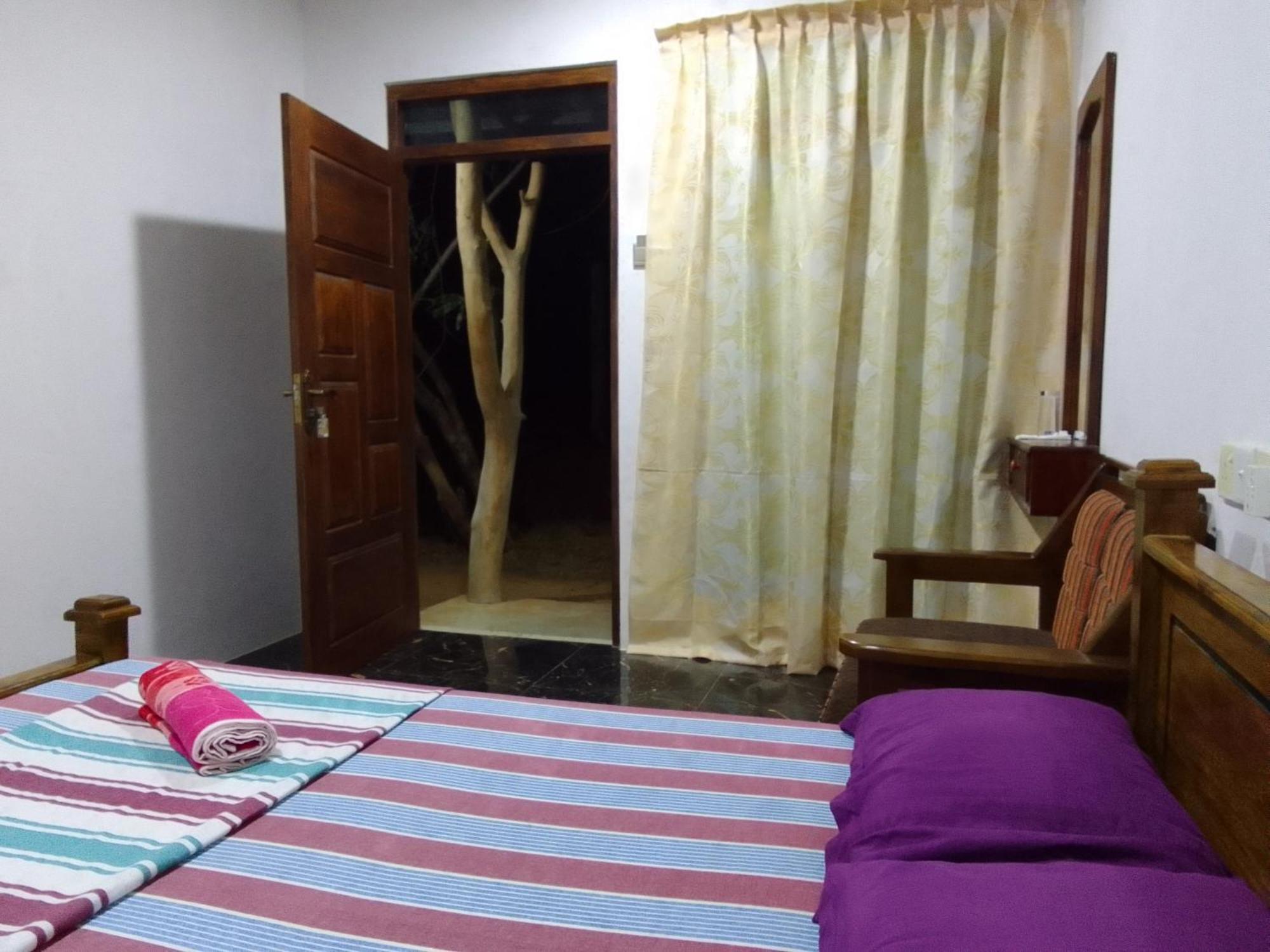 Wilpattu Buma Homestay Pahala Maragahawewa Ngoại thất bức ảnh